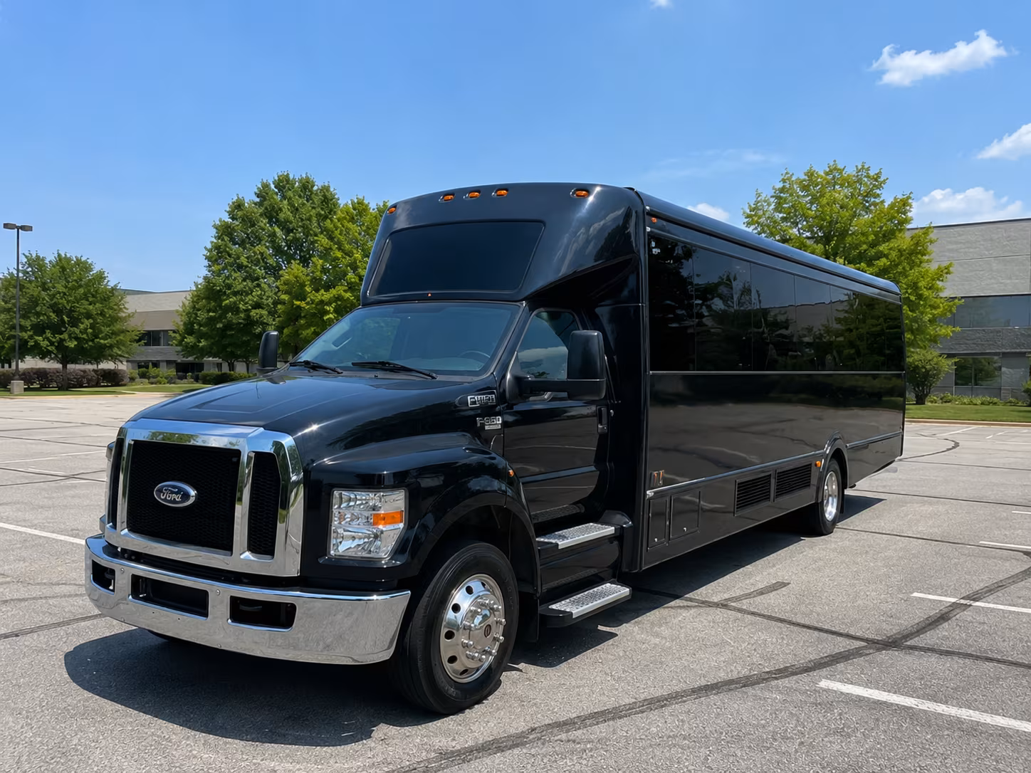 Fresno Birthday, Sweet 16, & Quinceañera Transportation party bus exterior