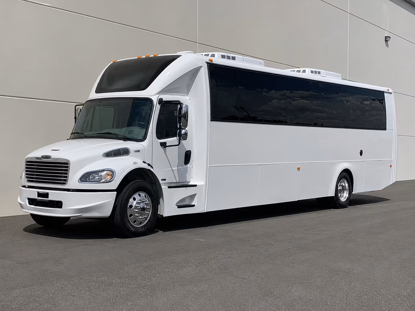 Fresno Birthday, Sweet 16, & Quinceañera Transportation group transportation